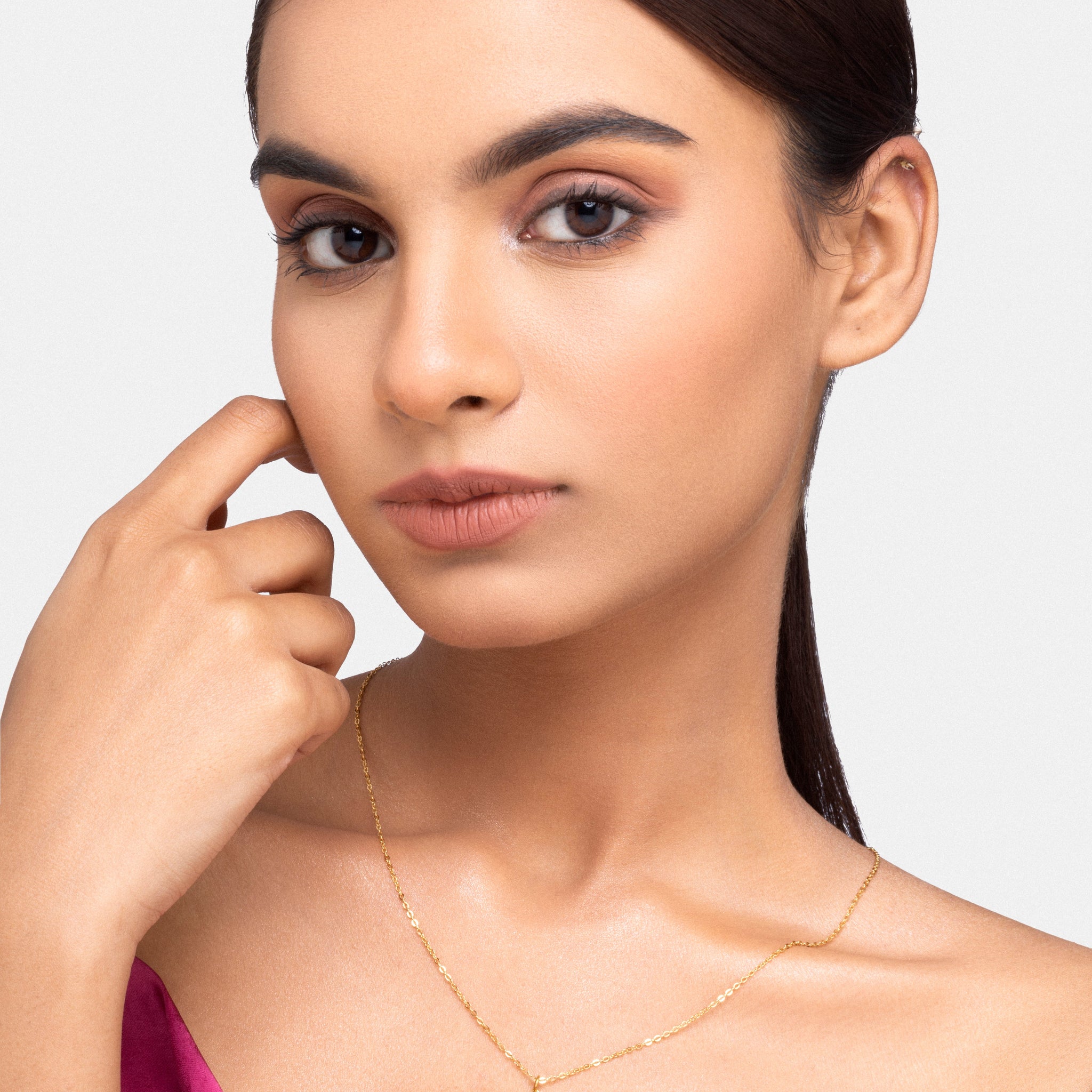 Minimal Dainty Moon Necklace