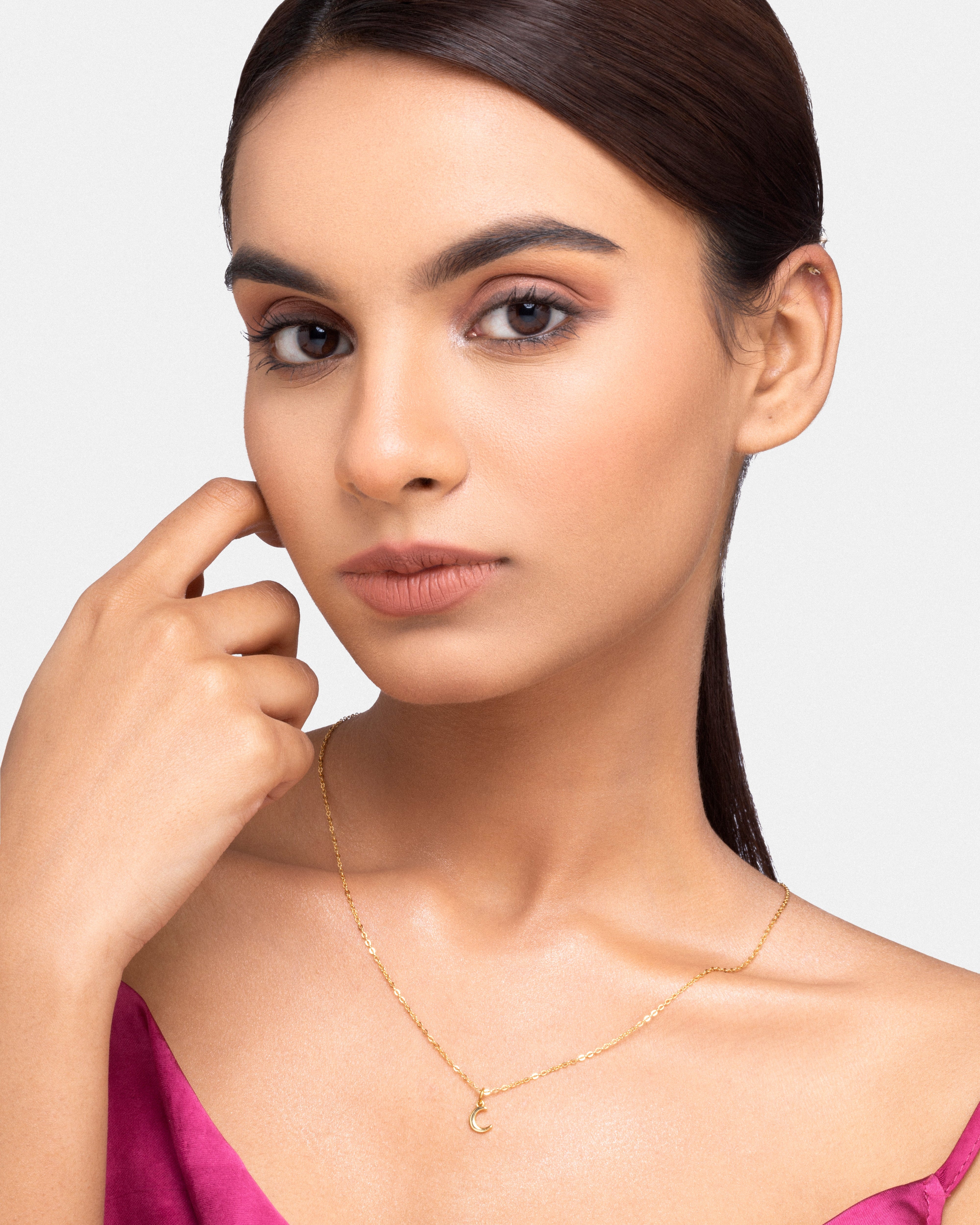 Minimal Dainty Moon Necklace