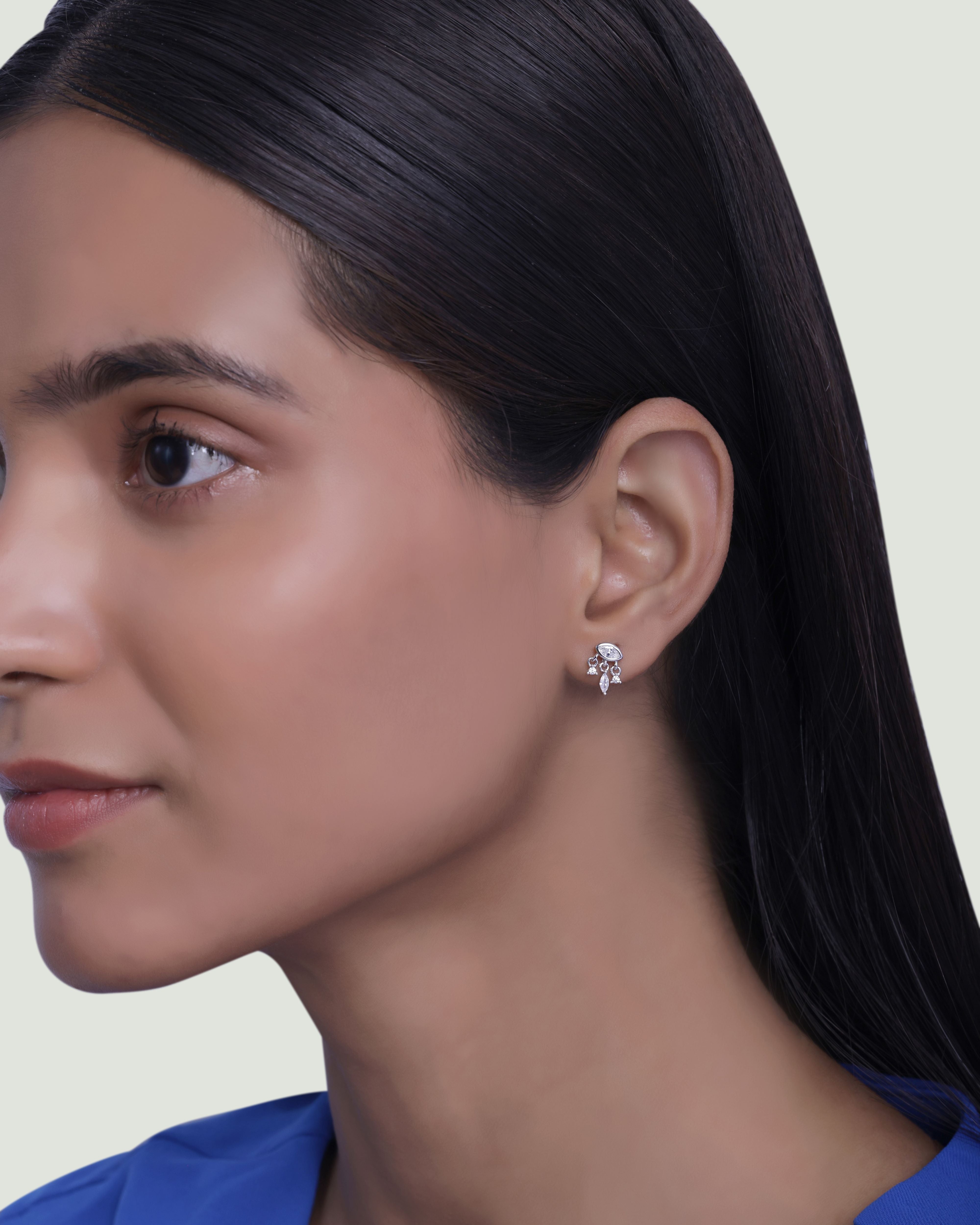 Shedding Eye Stud Earrings