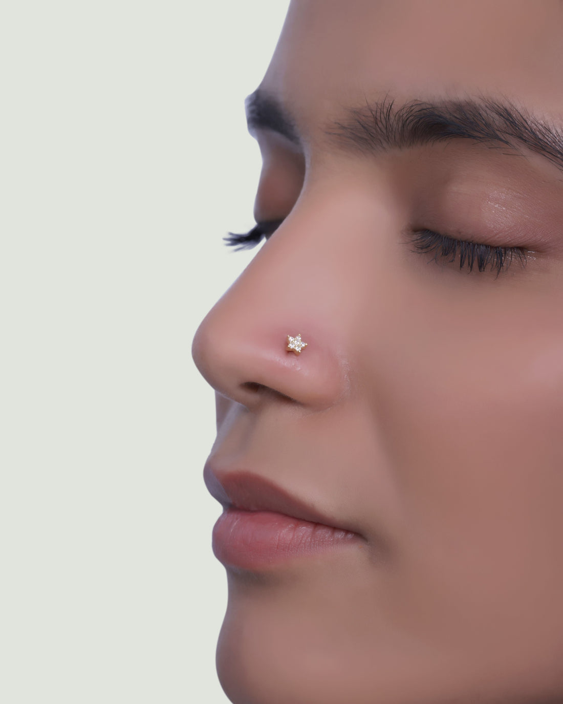 Star Nose Nose Pin