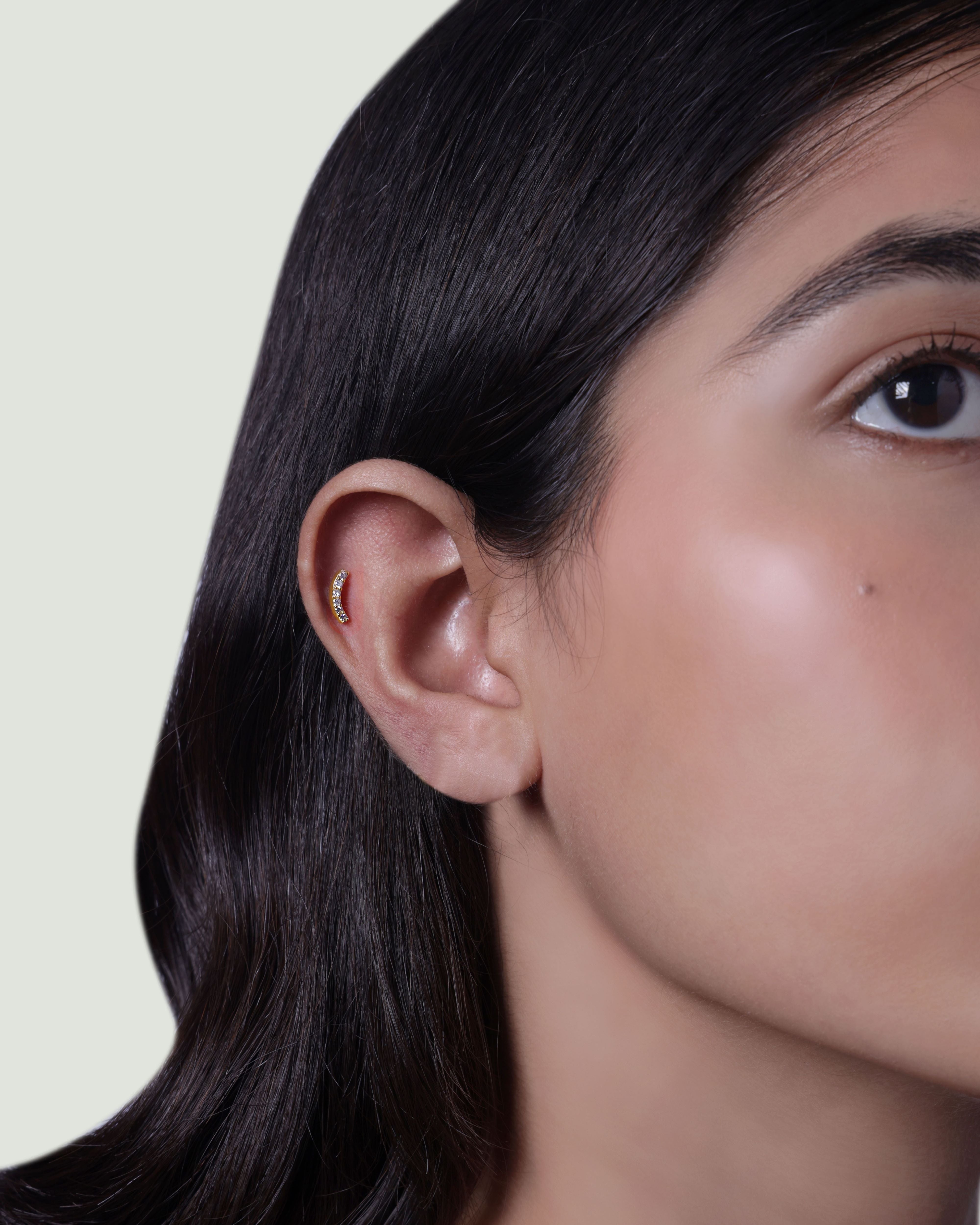 Zirconia Studded Curve Bar Studs Earrings