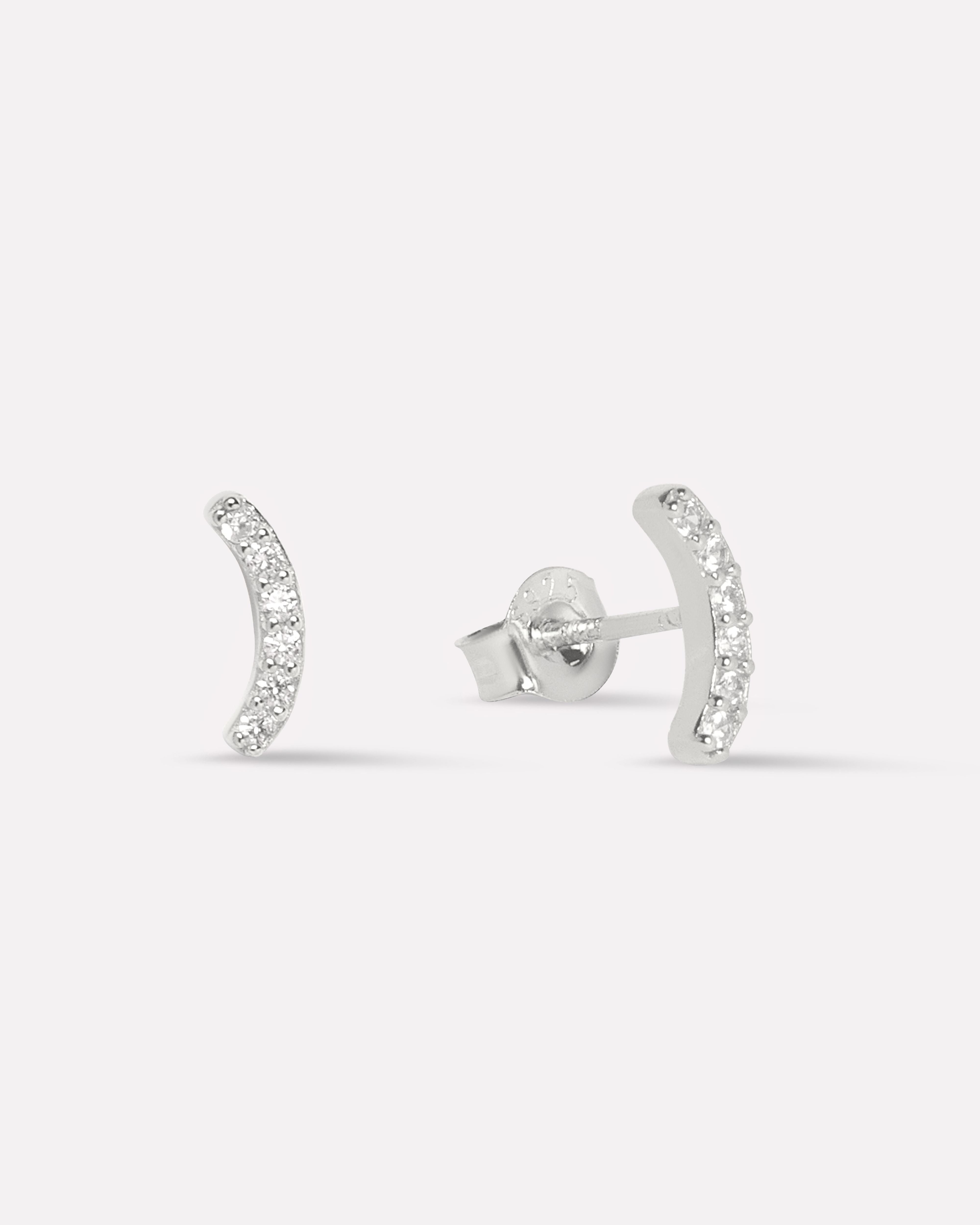 Zirconia Studded Curve Bar Studs Earrings