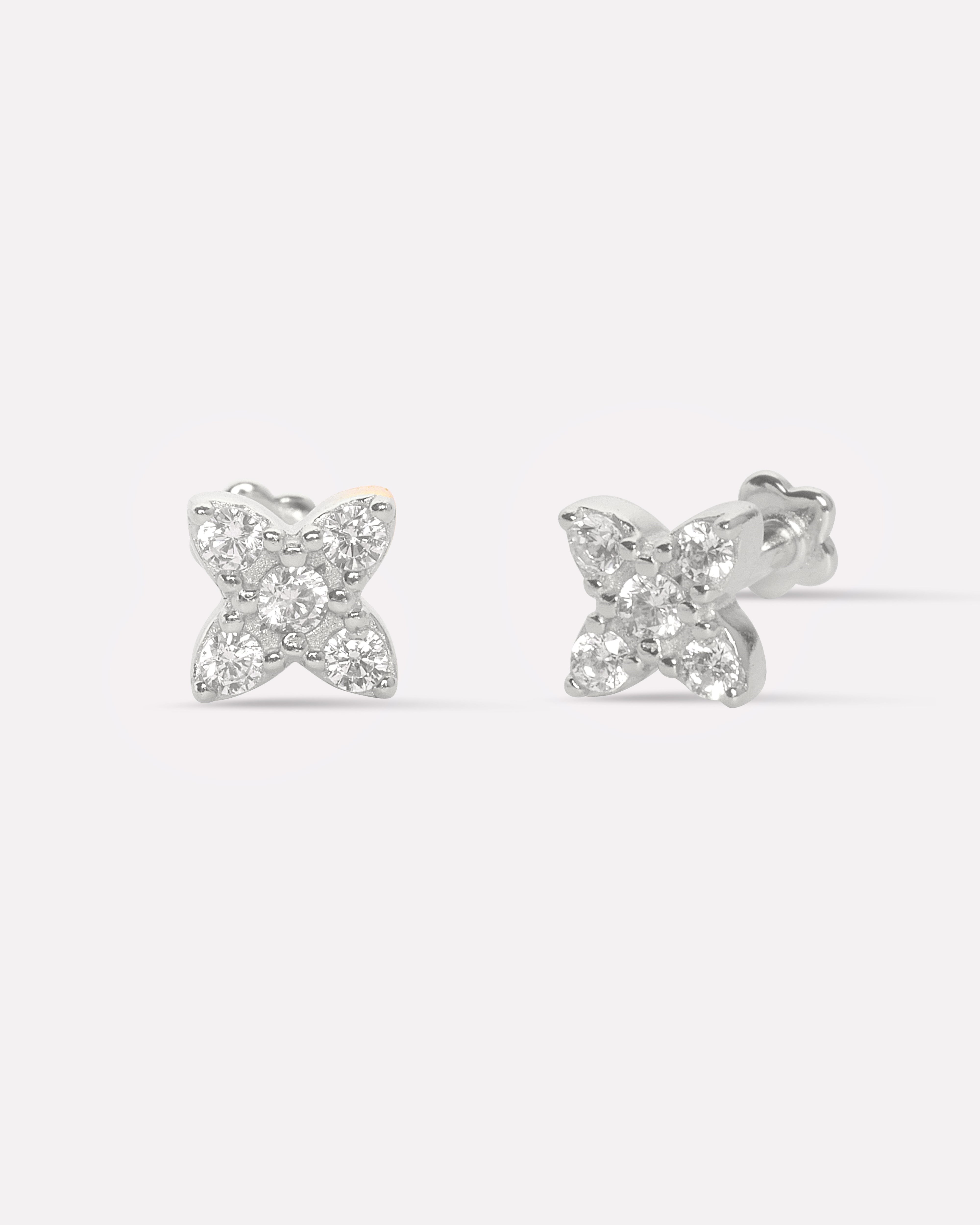 Quadra Bloom Flat Back Stud Earrings