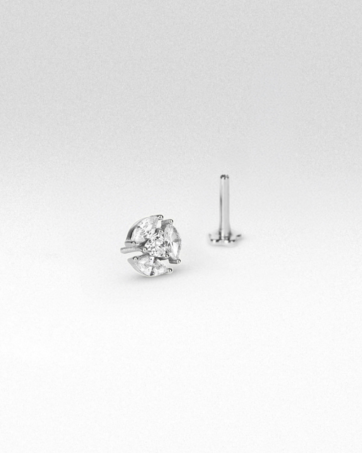 Verve Solitaire Flatback Stud