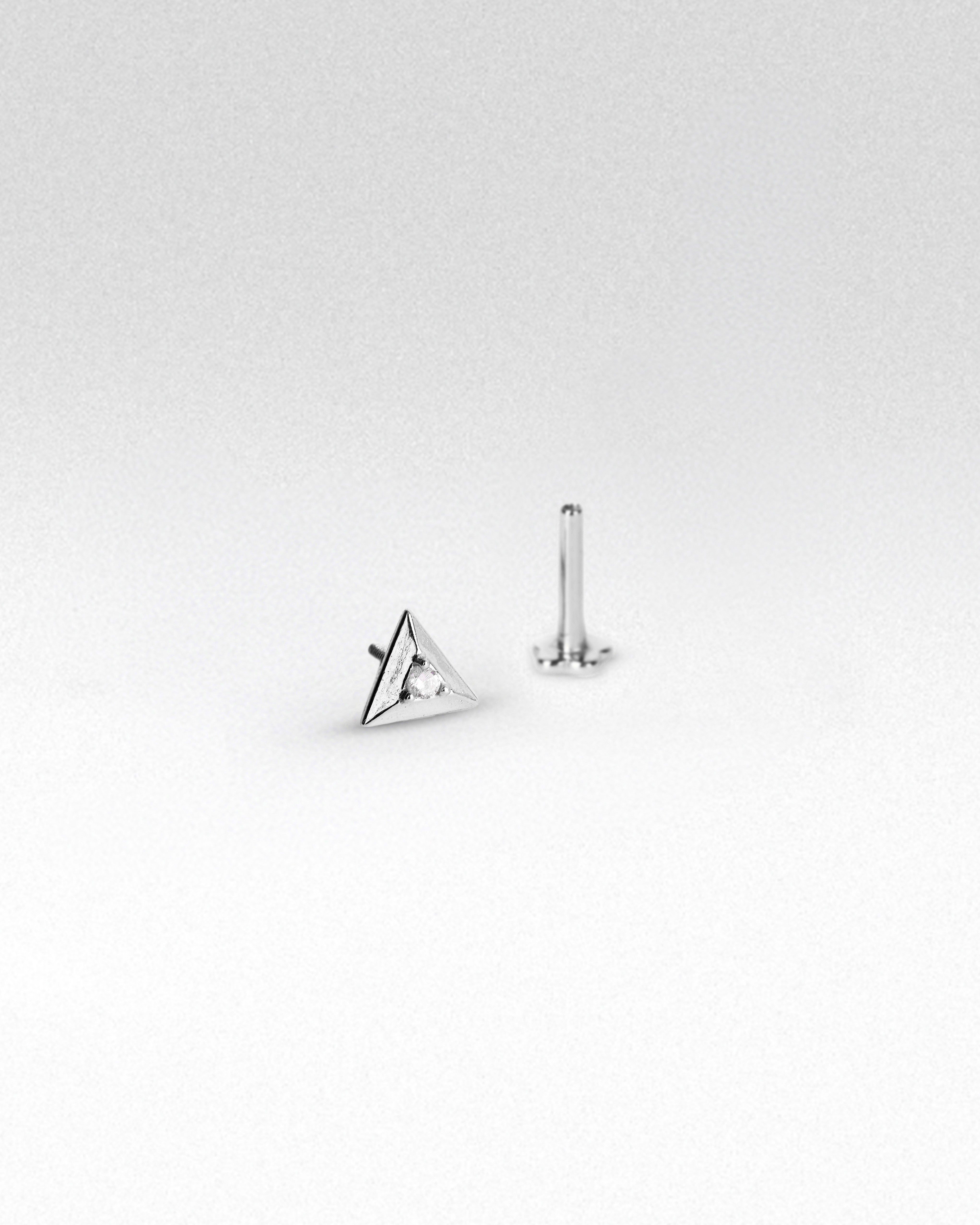 Peak Geometric Flatback Stud