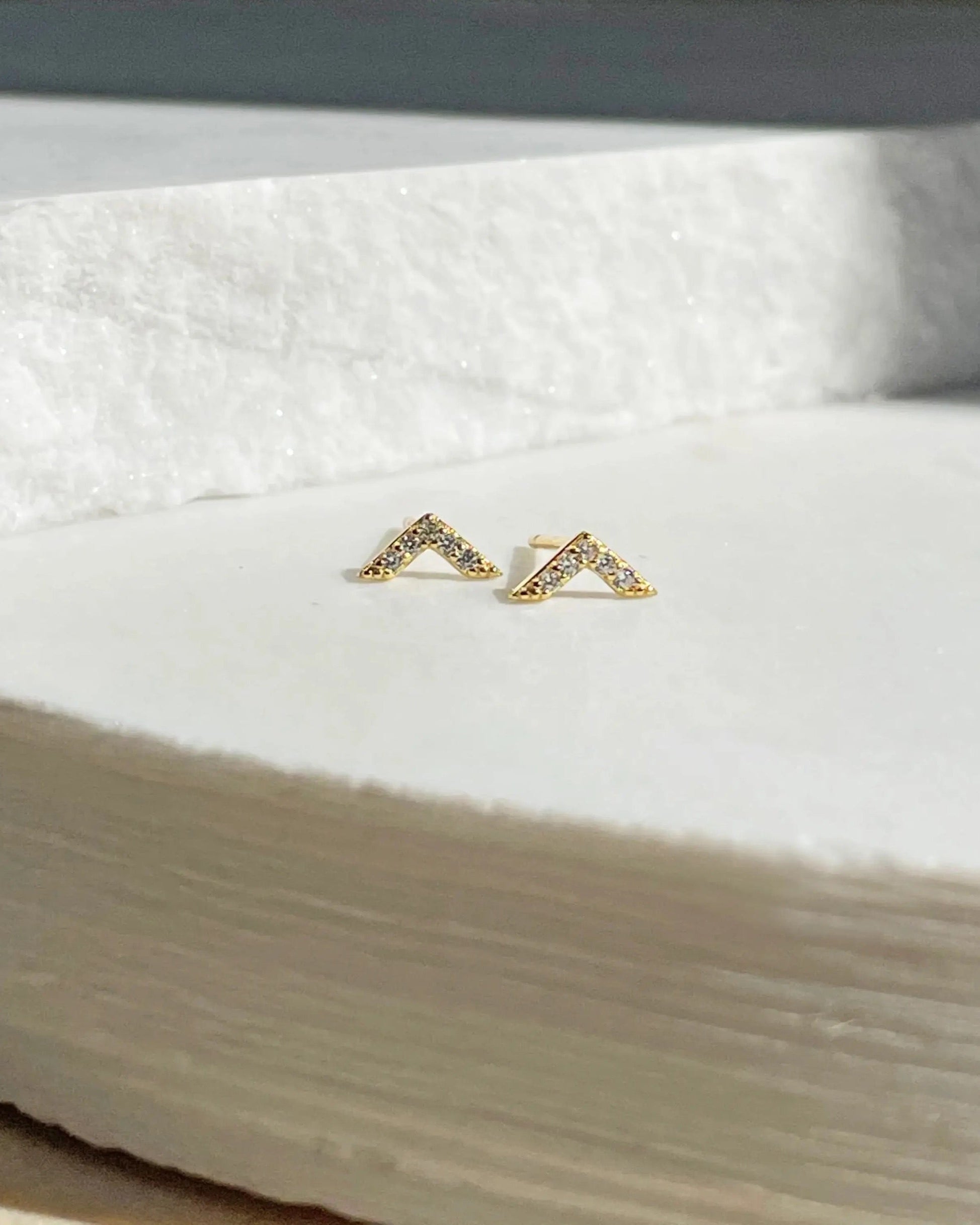 Pave' Zirconia Minimal Arrow Stud Earrings