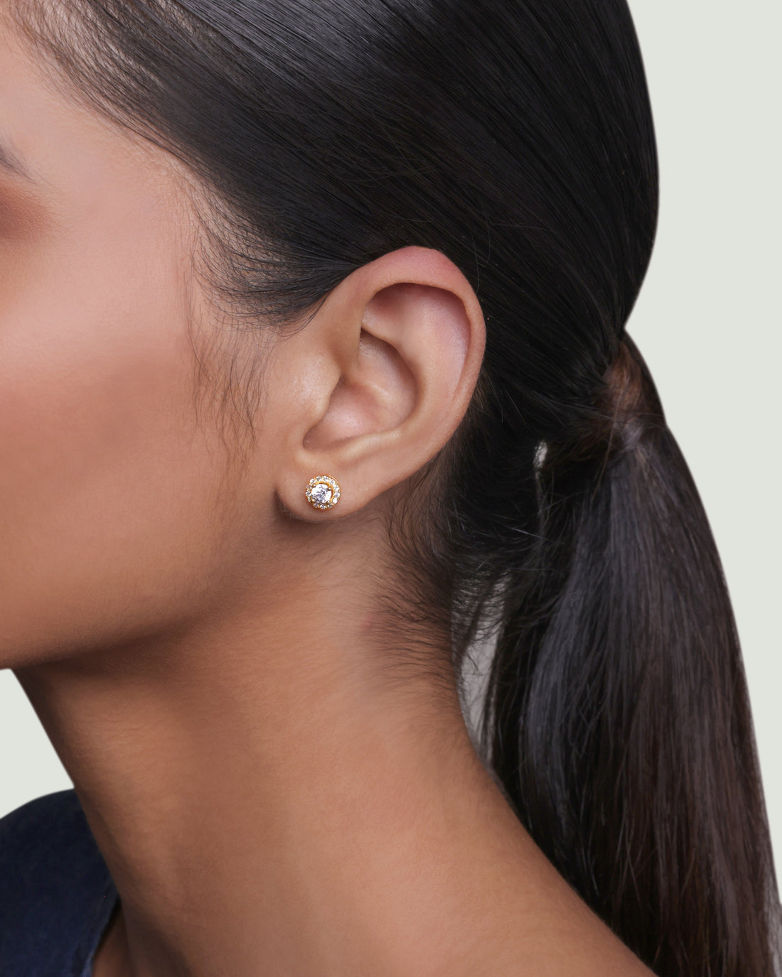 Round Solitaire With Zircon Lining Mid Size Stud Earrings