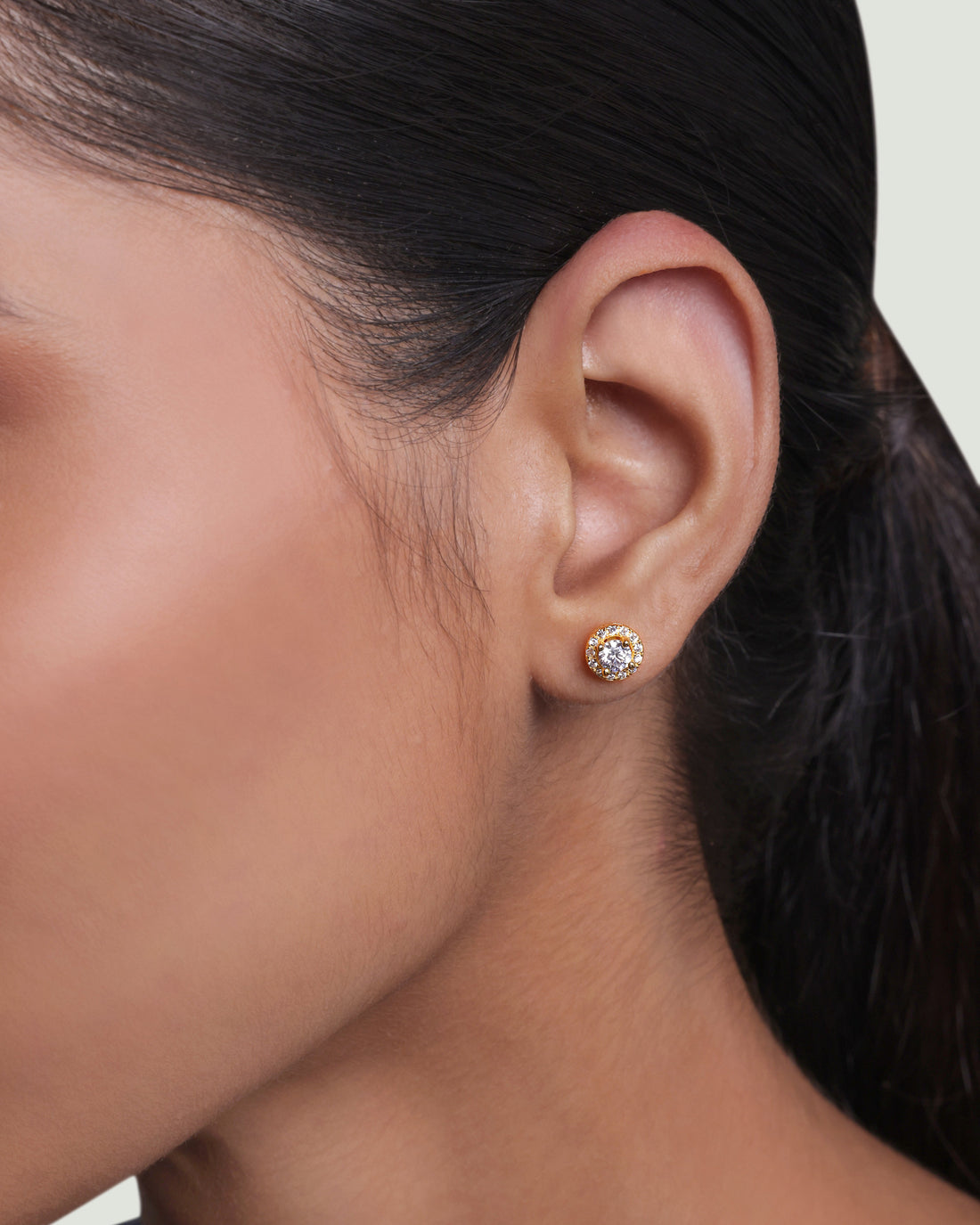 Round Solitaire With Zircon Lining Bold Size Stud Earrings