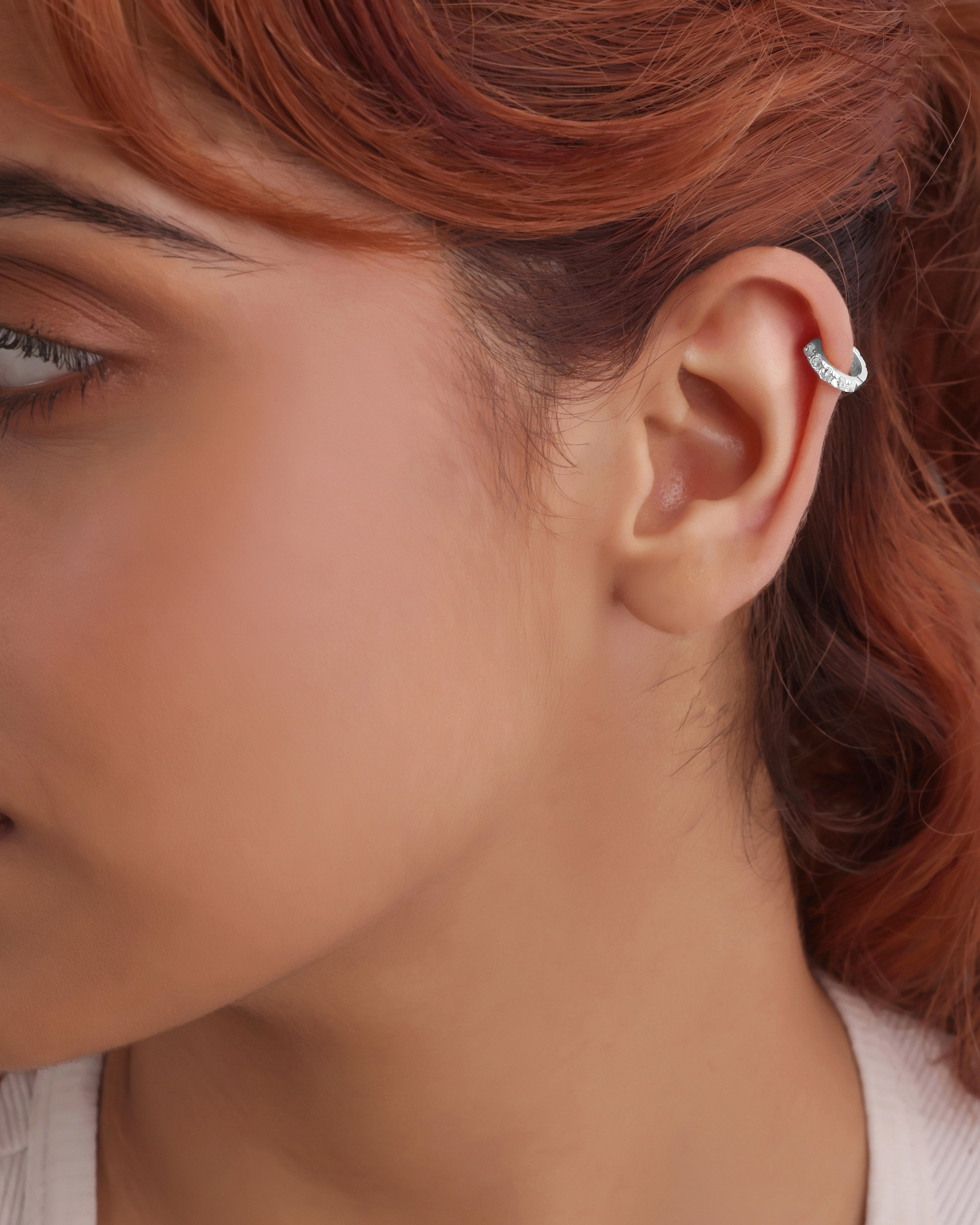 Claw Zirconia Hoop Earrings 8 MM