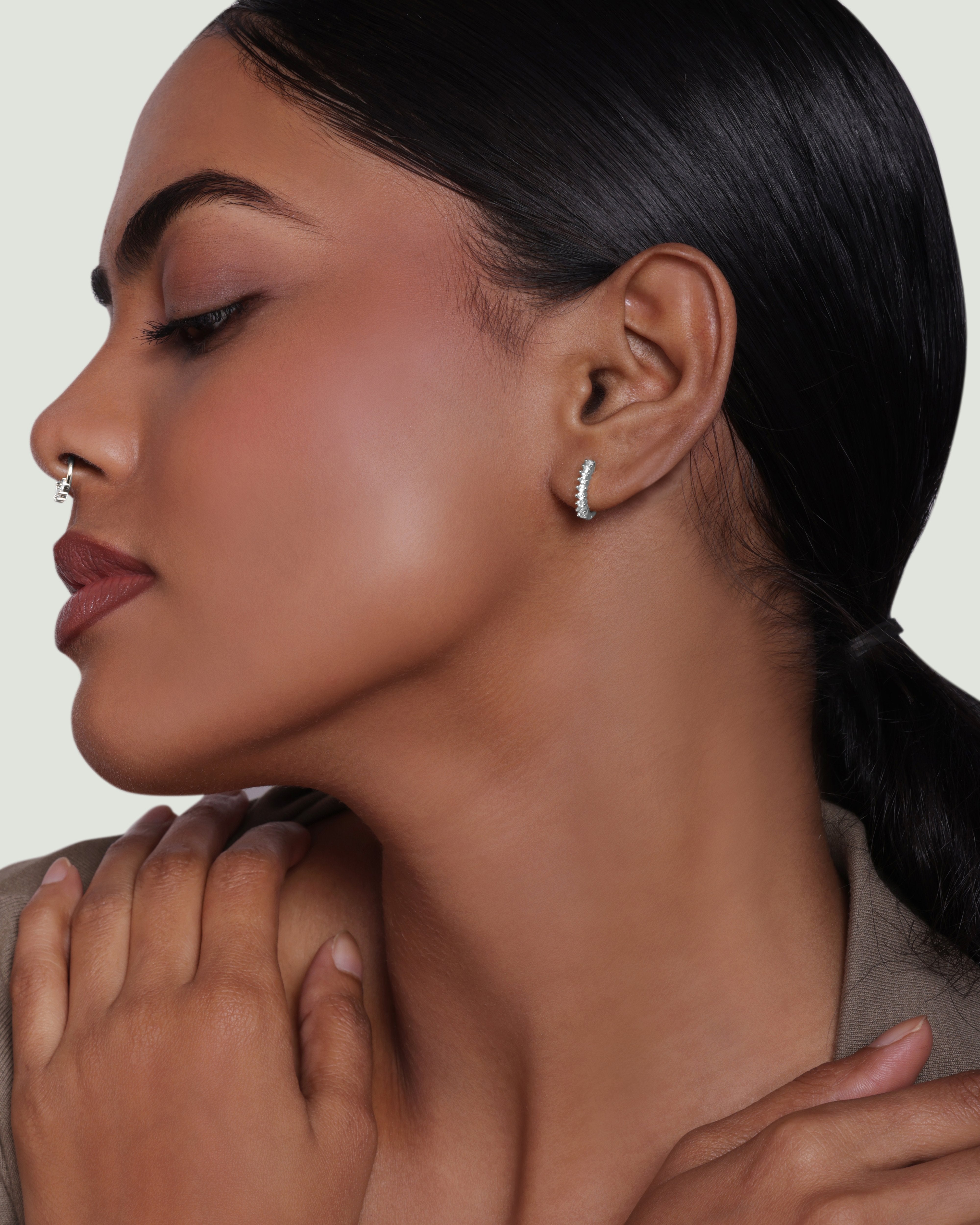 Binding Stone Hoop Earrings