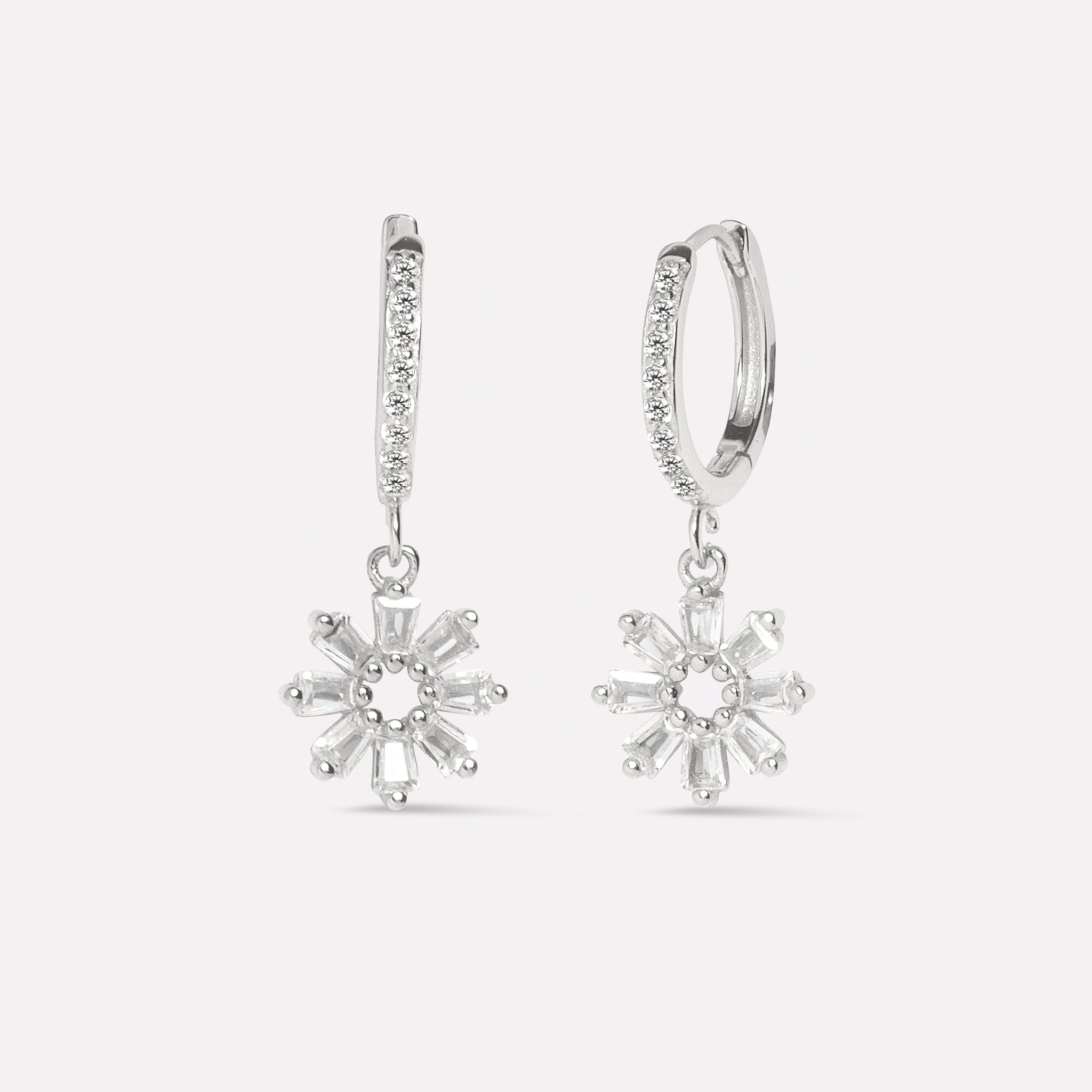Hollo Flower Hoop Earrings