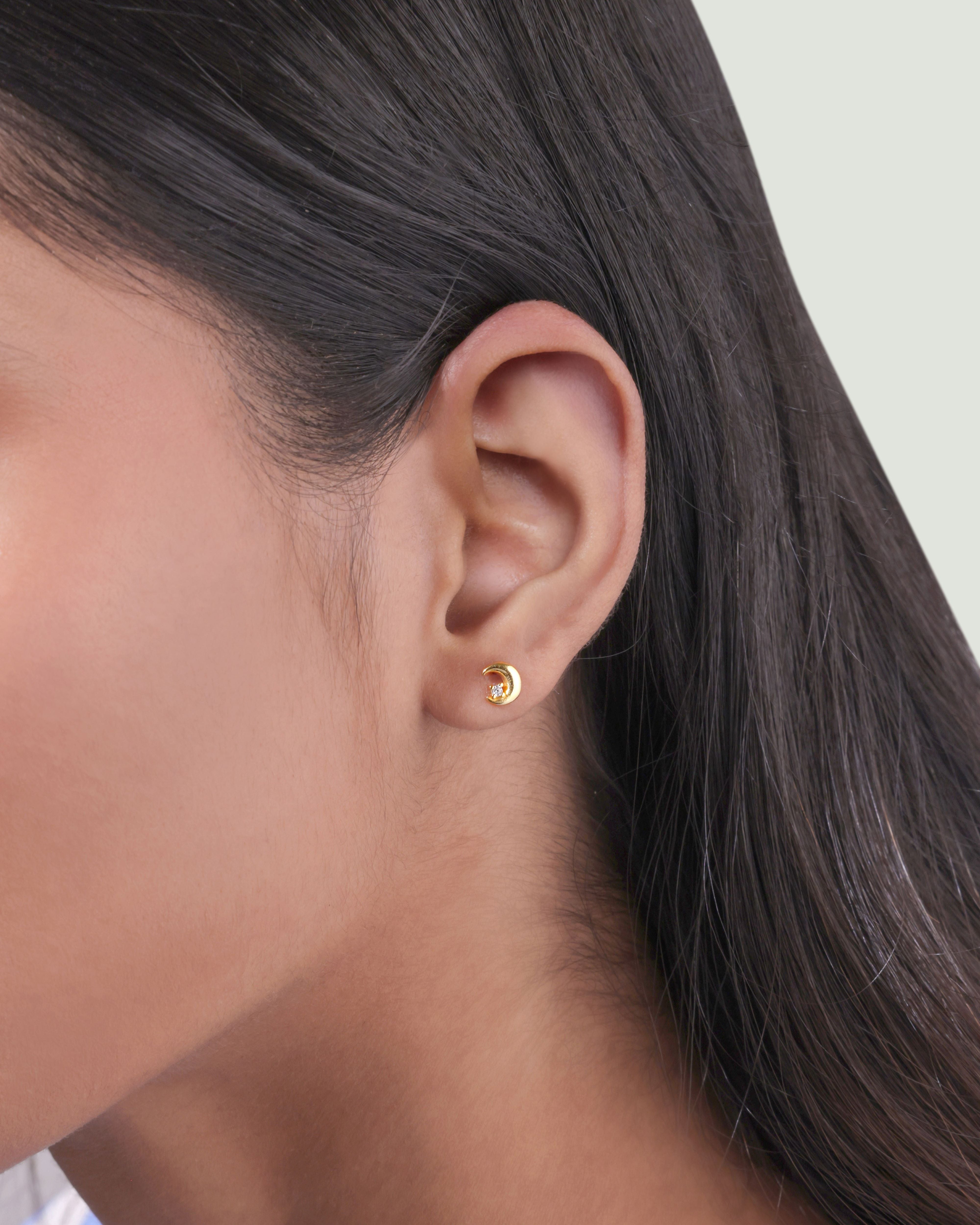 Mismatched Star With A Moon Combination Stud Earrings