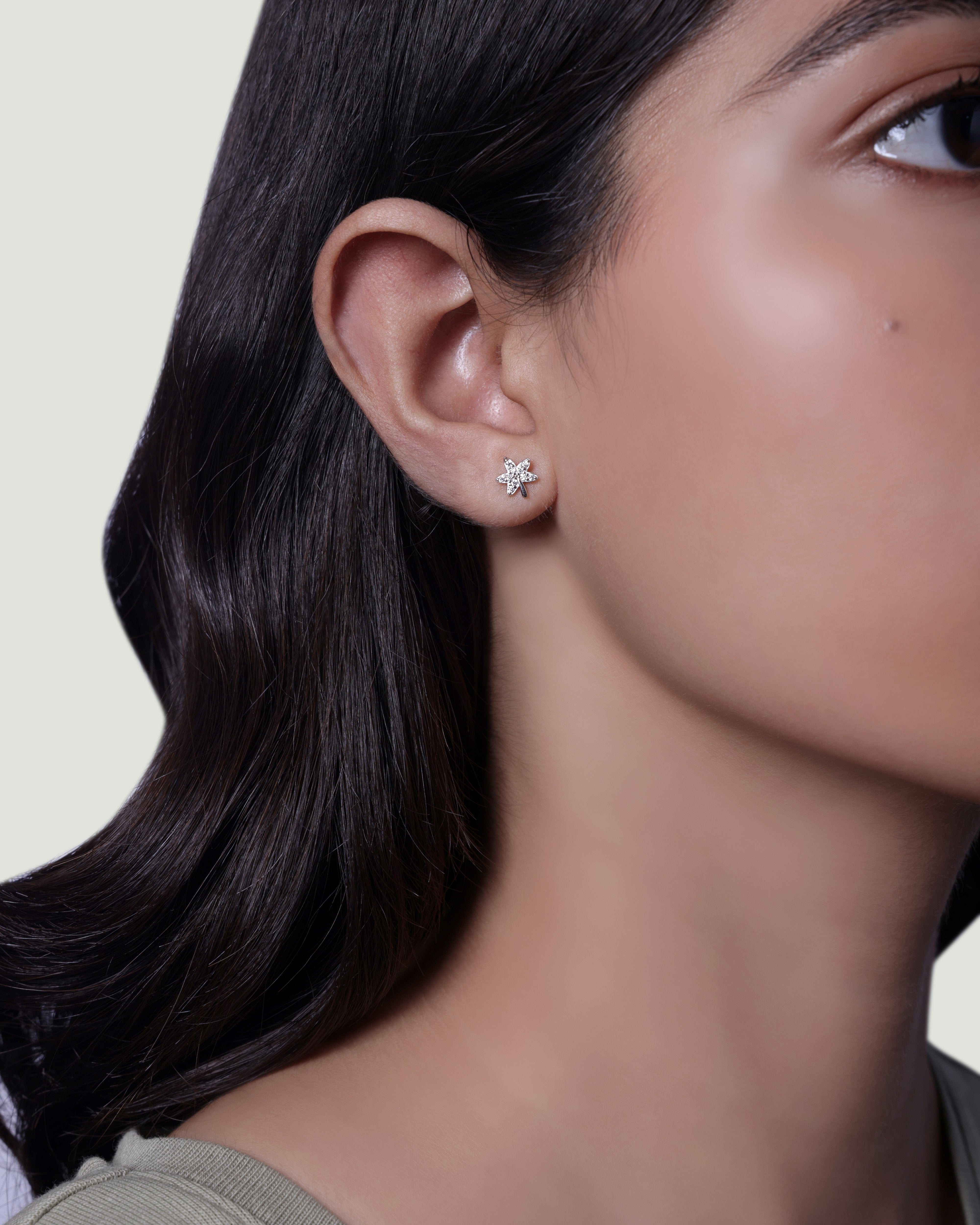 Plant Shape Stud Earrings