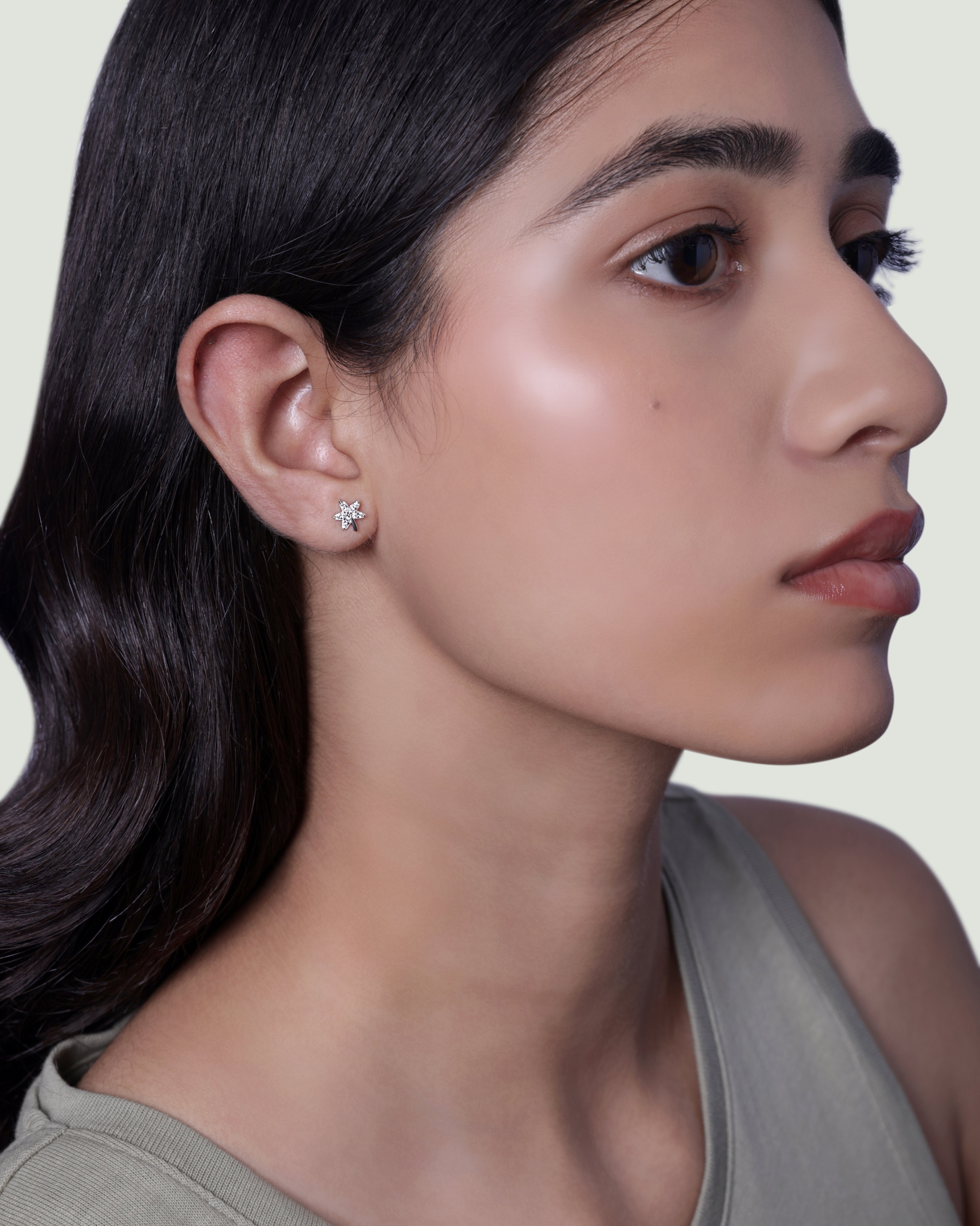 Plant Shape Stud Earrings