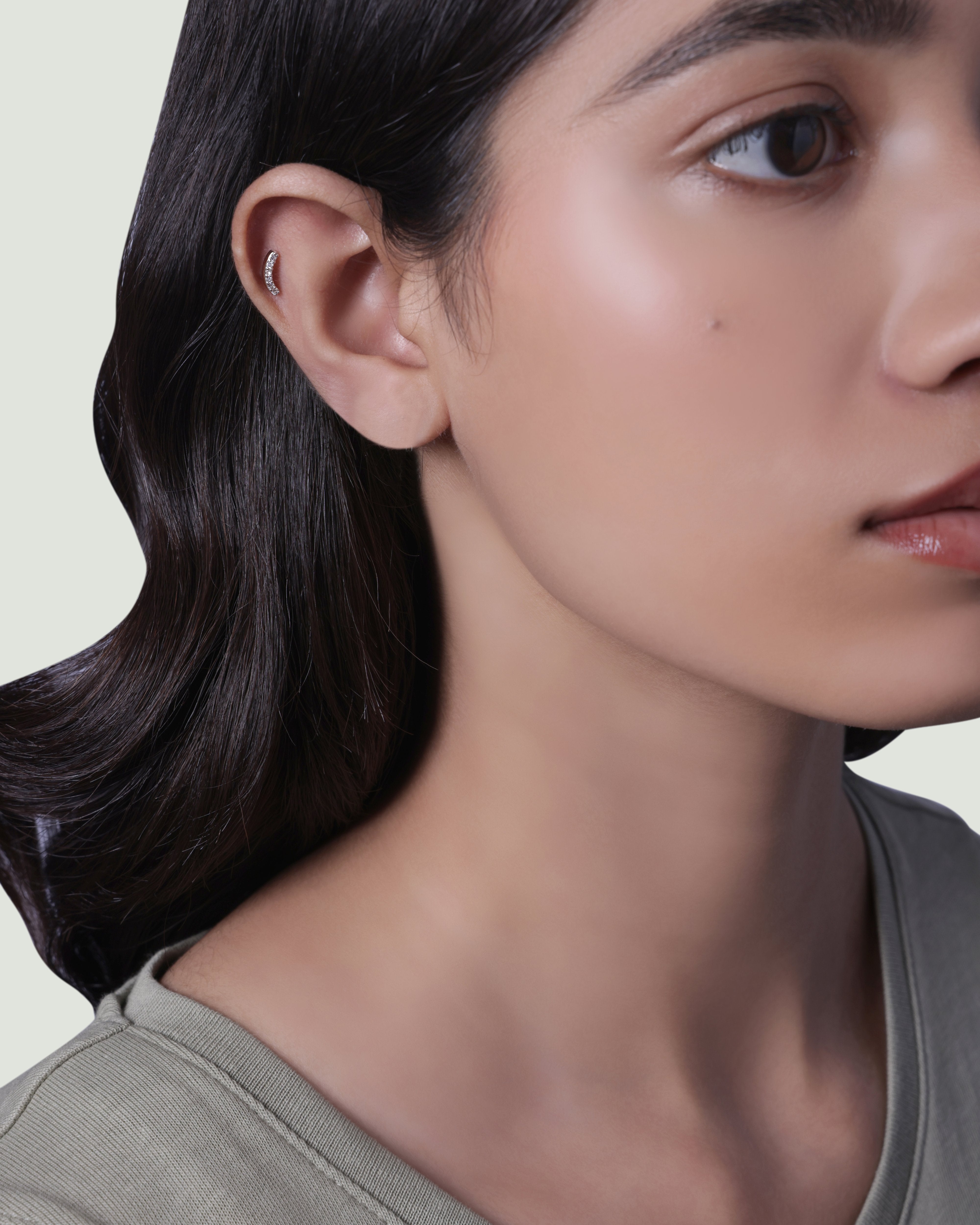 Zirconia Studded Curve Bar Studs Earrings