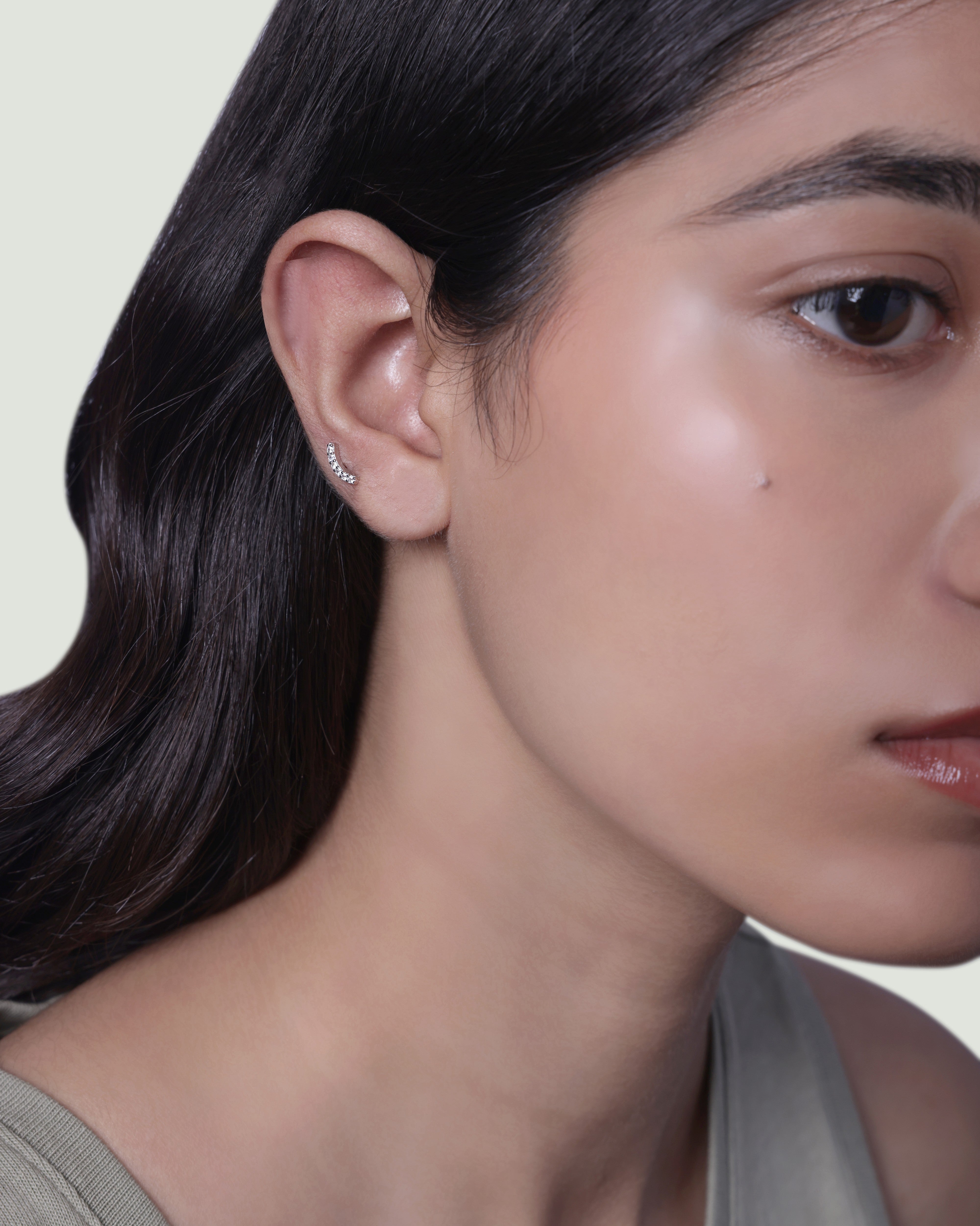 Zirconia Studded Curve Bar Studs Earrings