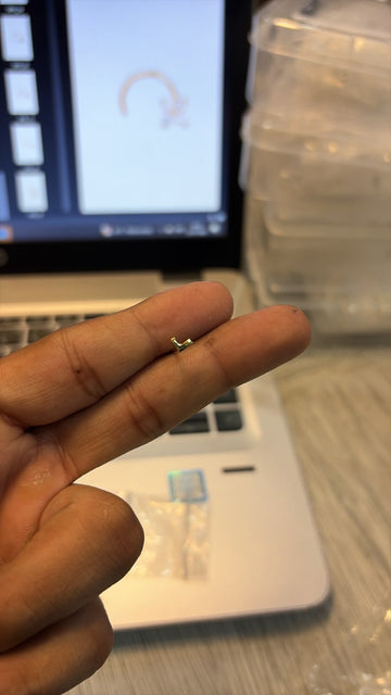 Wire Stud 60 RG