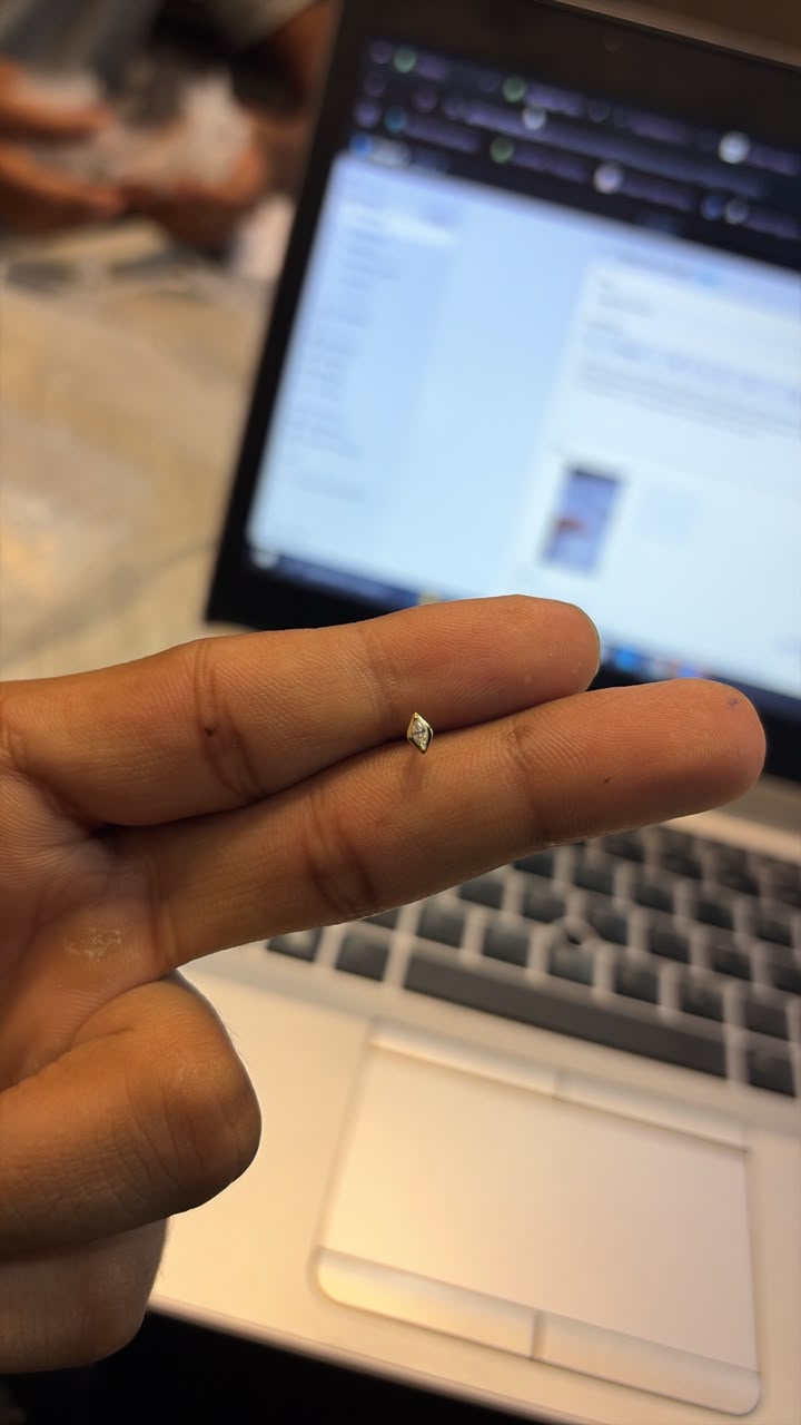 Wire Stud  75 RG