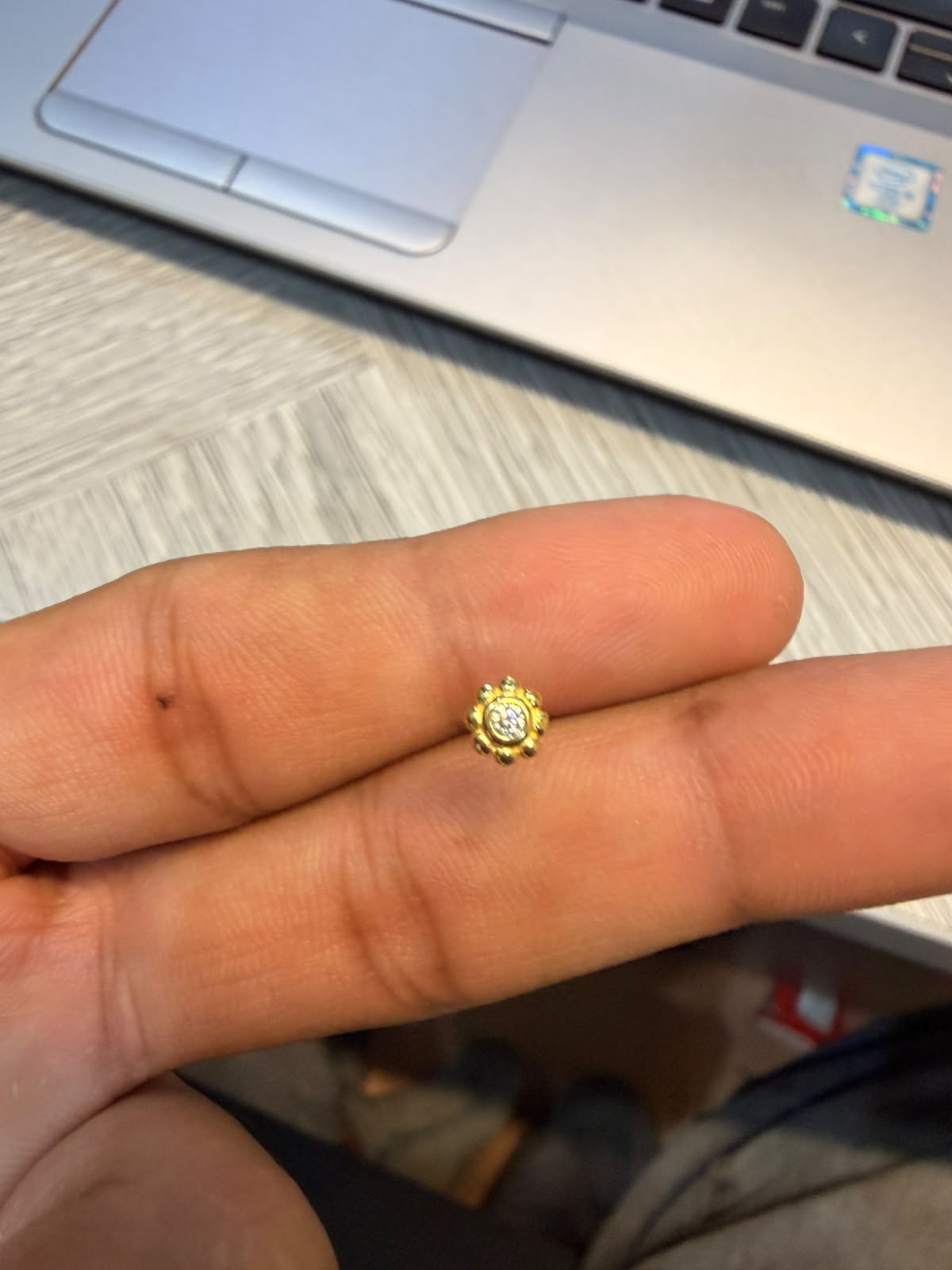 Wire Stud 87 RG