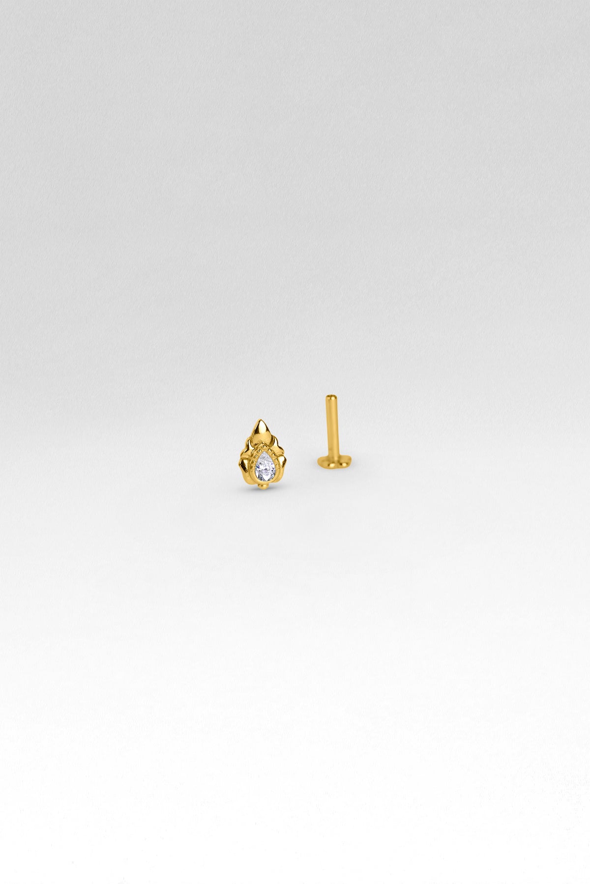 Agni Flatback Bezel Stud