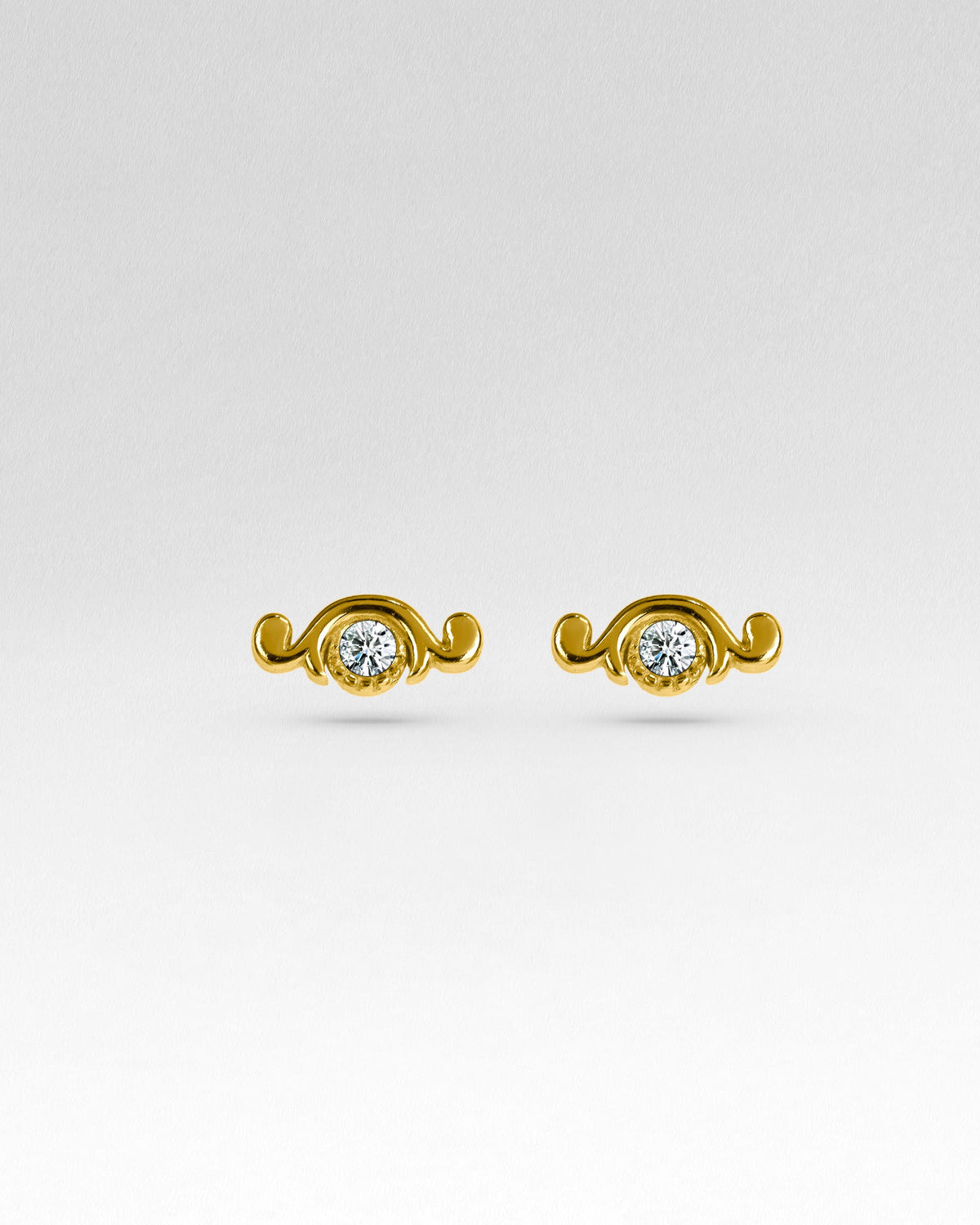 Ornate Climber Flatback Stud