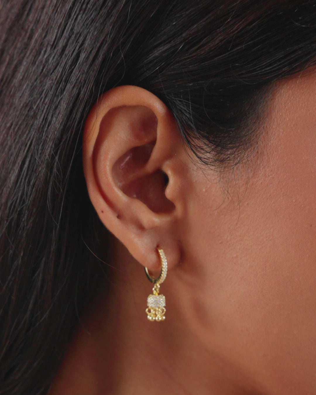 Rozana Go To Jhumka Hoop